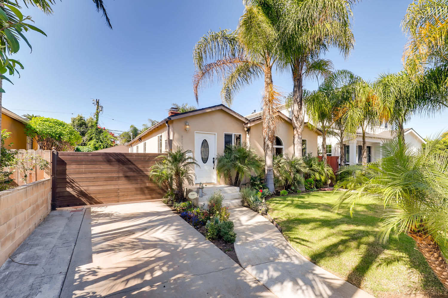 3773 May Street, Mar Vista. Maser Condo Sales Top Real Estate