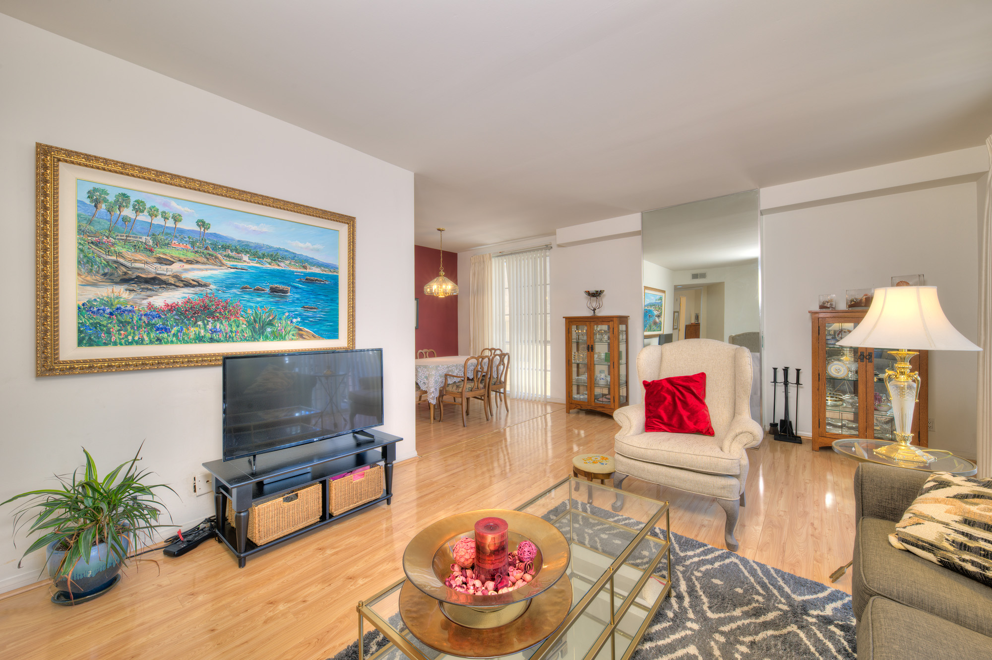 11723 Goshen Avenue, 103, Brentwood. Maser Condo Sales Top Real