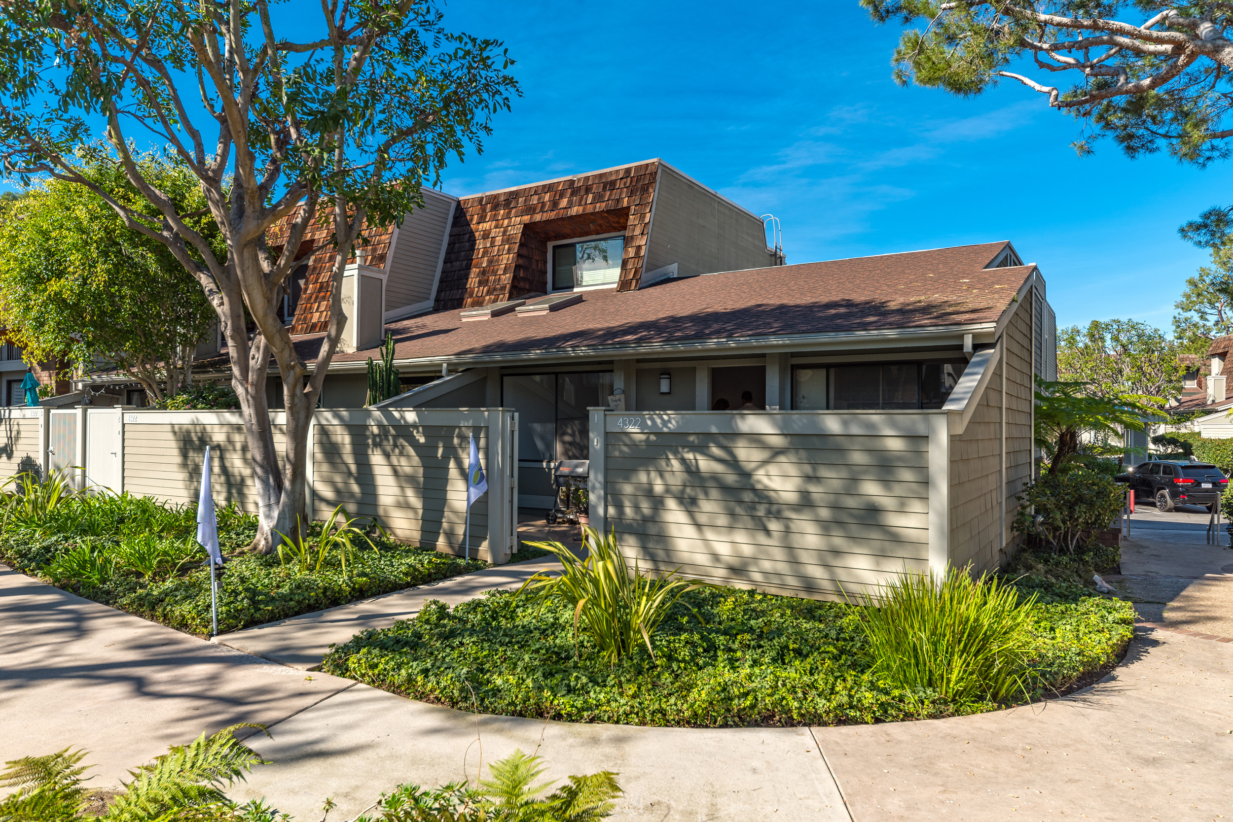 4322 Glencoe Avenue, 1, Marina del Rey. Maser Condo Sales Top Real