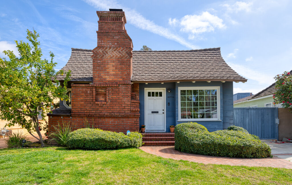 4026 Denny Ave. Maser Condo Sales Top Real Estate Agents & Brokers